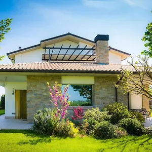 Beauty House Bed & Breakfast